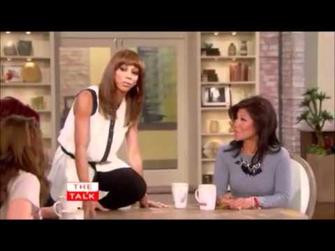 Leah Remini & Holly Robinson Peete Incredible Ladies :)