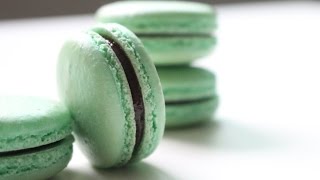 Chocolate Mint Macarons Recipe 민트 초코마카롱 만들기 ミント チョコレート マカロン | 한세 hanse