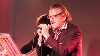 DIETER MEIER und Band spielen "Another Day" live in der Sammlung Falckenberg, Hamburg