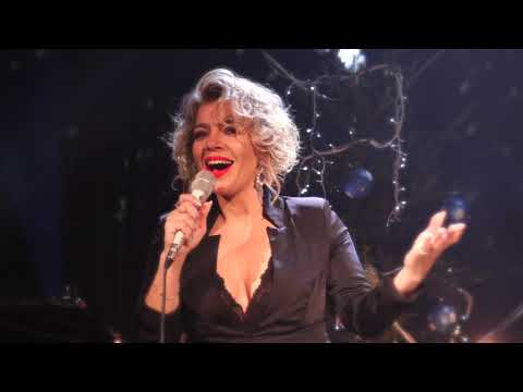 Estera Naczk Have Yourself a Merry little Christmas [Official Music Video]