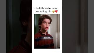 A smart lil sister 😭❤