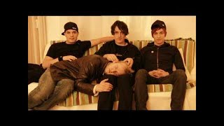 ITCHY - The Living (Official Video)