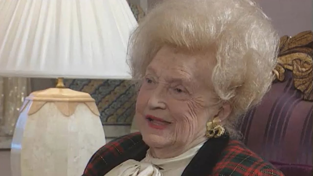Meet Donald Trump's Mother, 1994