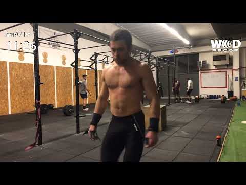 Bologna THROWDOWN 2023 Francesco Basso cat regular M