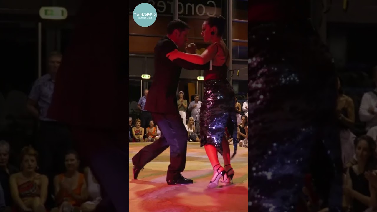 Yanina Quiñones & Neri Piliú dance Juan D'Arienzo - Color Cielo