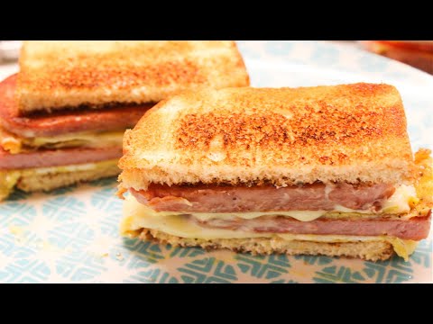 download lagu mp3 mp4 Pork Luncheon Meat Sandwich, download lagu Pork Luncheon Meat Sandwich gratis, unduh video klip Pork Luncheon Meat Sandwich