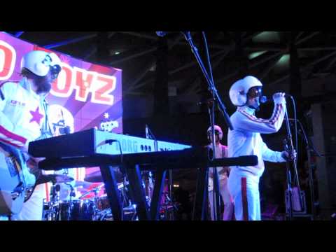 Torpedo Boyz - Ich bin Ausländer (leider zum Glück) - Live - Munich - 5.02.2011
