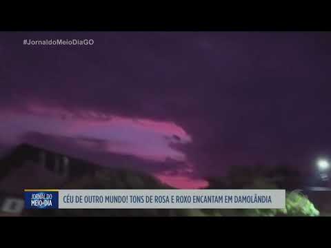 Céu de Damolândia ganha tons de rosa e roxo e encanta moradores