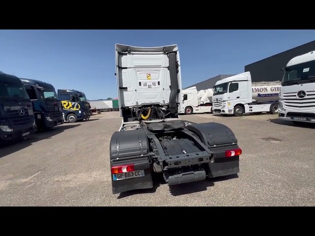 Video : Mercedes Actros 1845 Tractor
