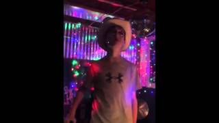 Nick Gilliland sings That&#39;s My Kind of Night