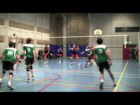 20111212 VCV JA1 - Maarten Overduin - Mid-aanval