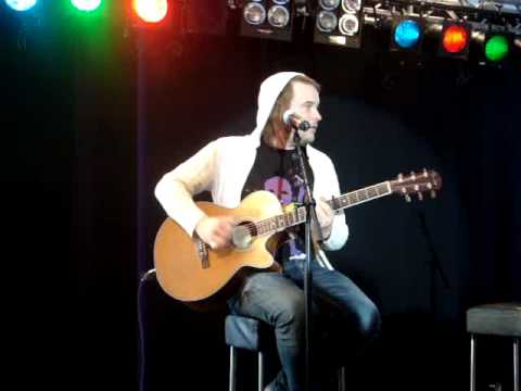 Calle Kristiansson - Walking in Memphis