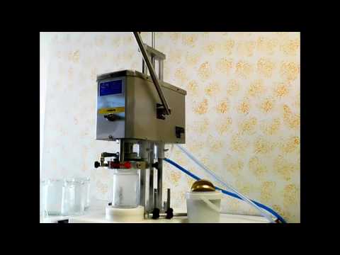 Capsuleuse twist-off sur embase nylon 300 * 440 à poser sur 1 plan de travail -  CAPINOX BASIC MANUELLE_1