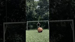 Download lagu MEME LUCU | NENDANG BOLA KENA SENDIRI | TERBAHAK BAHAK | VIDEO LUCU NGAKAK | #shorts mp3