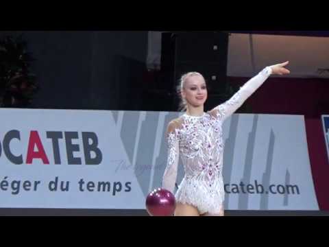 Axelle JOVENIN (FRA) ball - 2017 Thiais AA