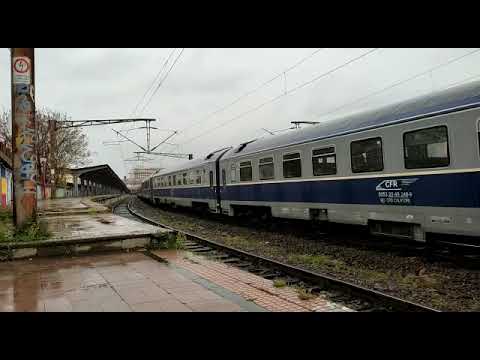 EA 359 "Puma" părăsind "Gara de Nord" cu IR1755  (Aprilie 2022)