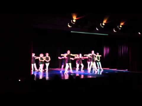 Julia in Carlota Portela