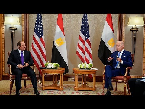 شاهد بايدن يلتقي الرئيس المصري عبد الفتاح السيسي في السعودية