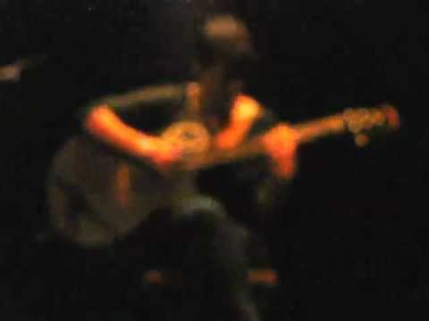 7/16 Kaki King - Brazilian @ TAGV, Coimbra, Portugal (13/04/2012)