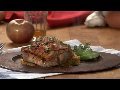 Pork Chops with Sweet Potatoes and Apples HD