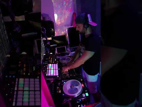 Dnzf507,  Frank Jmj & 18CM - One Life vs Mark V Poogie Bear & Bassdrum Project - New Style