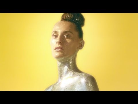 YELLE - OMG!!! (Official Video)