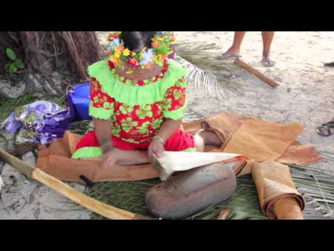 Tahiti Event - URU FESTIVAL at Maison de la culture (how to make a TAPA)