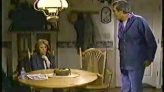 Betsy's Wedding (1990) Video