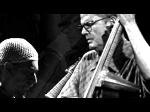 Egberto Gismonti & Charlie Haden - Palhaço