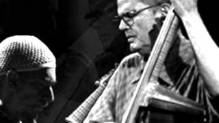 Egberto Gismonti & Charlie Haden - Palhaço