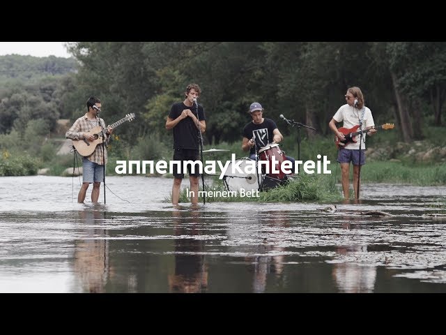 In Meinem Bett von Annenmaykantereit ((jetzt ansehen))