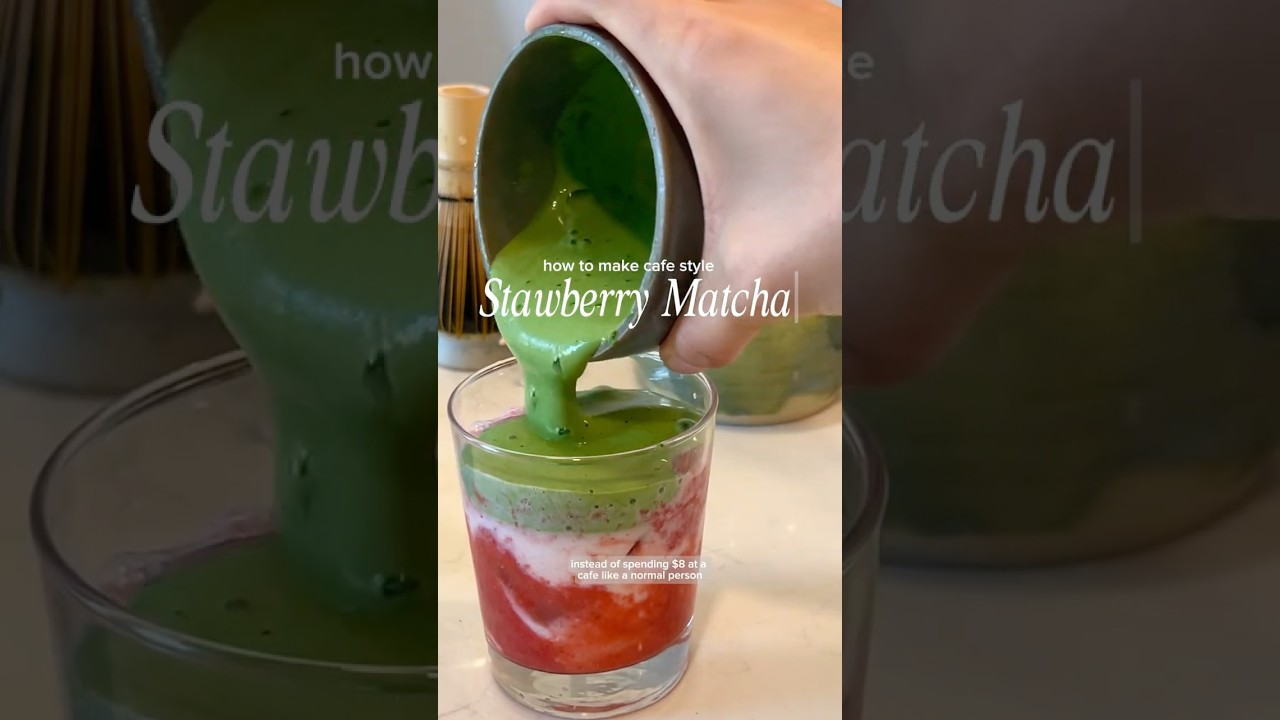 the secret to make the best strawberry matcha cold foam latte at home 🍓🤭 #matcha #matchalatte