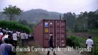 preview picture of video 'Arrival of the container with medical supplies @ Bwindi Community Hospital'