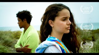 ESTA ISLA (THIS ISLAND) TRAILER