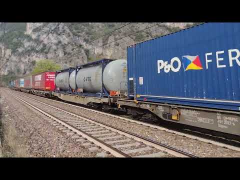 Treno merci intermodale con Doppia di Vectron SBB Neckar + Fulda (deviato HUPAC)