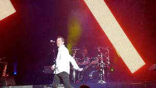 OMD-Liverpool 11.04.10, History of Modern Part 1.MOV