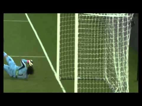 guillermo ochoa vs PSG