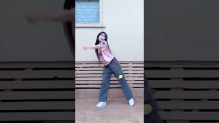 Download lagu [MIRRORED] Stray Kids “I Like It” dance cover 💖 #StrayKids #ILikeIt #kpop #shorts mp3