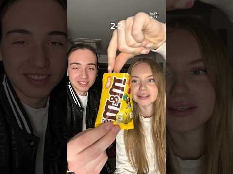 dostali jsme chut na m&ms, tak jsme si s nima zahrali aj hru😏