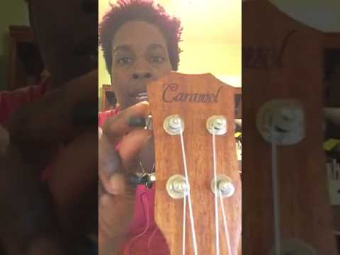 Review of Caramel Tenor Mahogany Butterfly acoustic electric Ukulele CT400