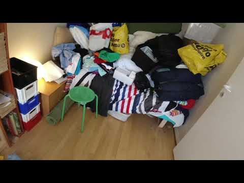 MongoTV_6236 - Kigger På Flyttekasser i Forstue Stået 7 År - Del 90 - Smider Klunset Reolsystem UD