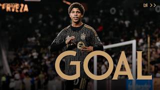Martínez with a great touch to score our 3rd. | LAFC vs SKC