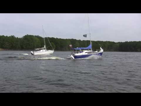 MacGregor Sailboat Drag Race