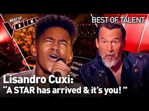 17歲的孩子有流暢的動作和難以置信的聲音。 (17-Year-Old has slick MOVES and INCREDIBLE Voice)