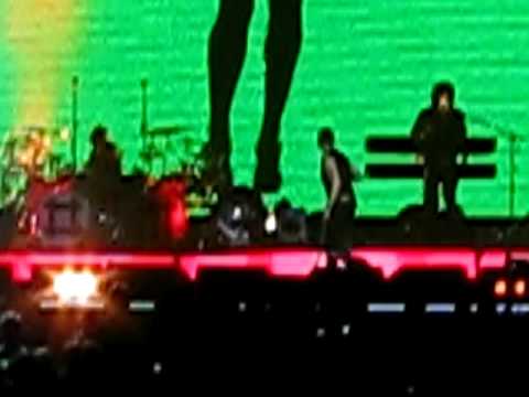Depeche Mode Personal Jesus live from the Honda Center  Anaheim,CA 8/19/09