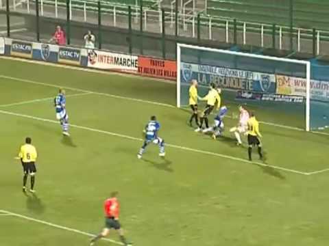 National : Troyes - Pacy 2 à 0 (Football)