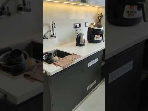 Wooden Kitchen Cabinets