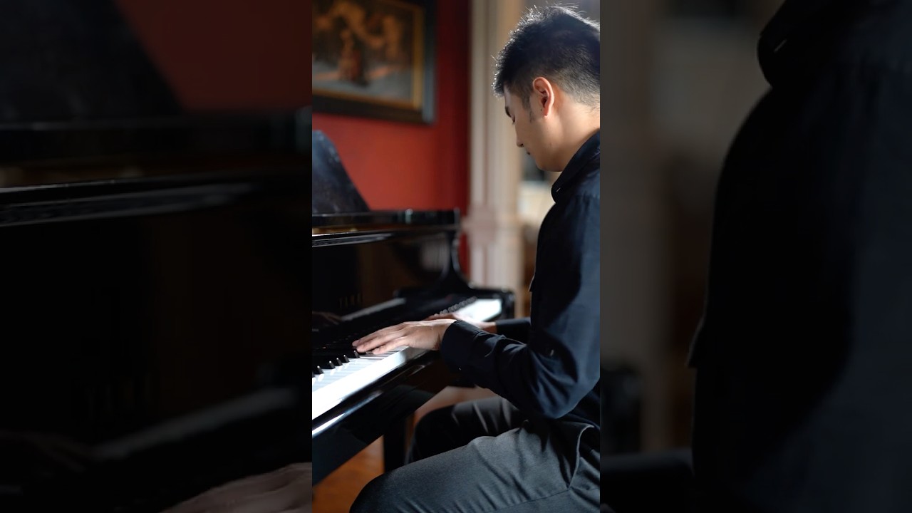 Promotional video thumbnail 1 for Versatile Pianist and Keyboardist