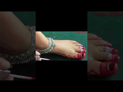 beautiful Alta design on feet by Indian ladies kirti singh #altadesign