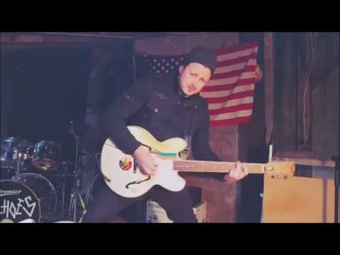 Blink 182 - She's Out Of Her Mind (Guitar Cover) by Leo Dehoe